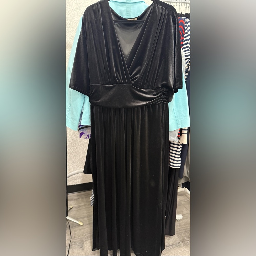 Kiyonna Black Velvet Dress